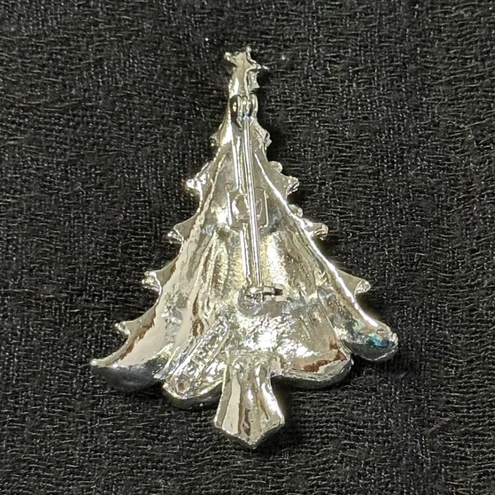 Vintage Gerry's Christmas Tree Brooch‎ Silver Tone Rhinestone Holiday Pin